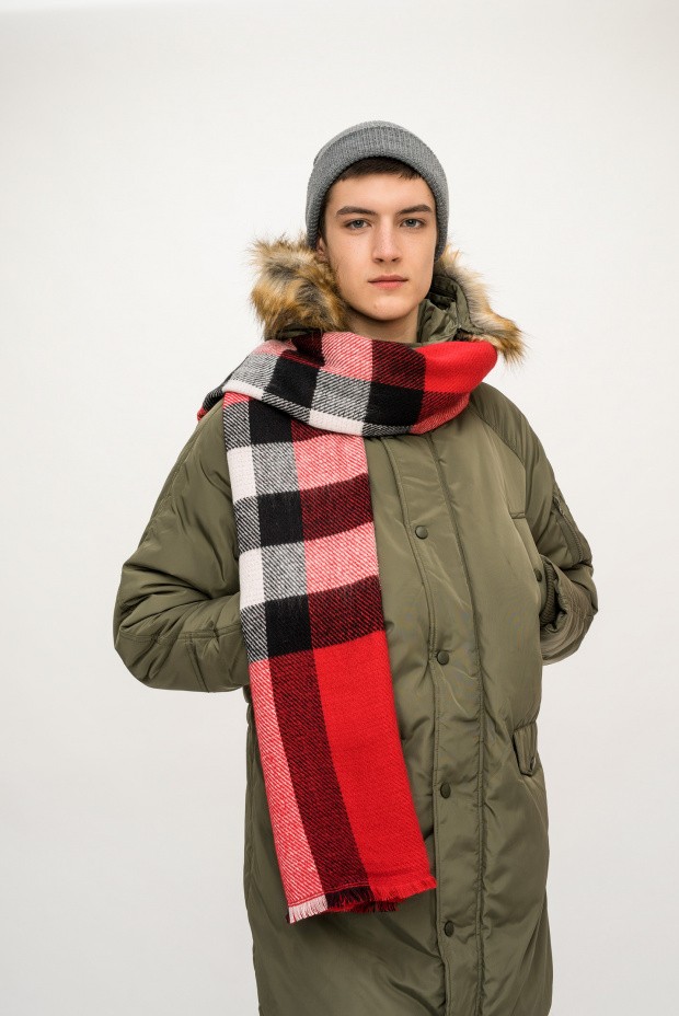 Как завязать шарф мужчине (фото-схема): ТОП-9 способов завязывания, на пальто, под куртку, на шее, примеры образов, как выбрать подходящий узел3
