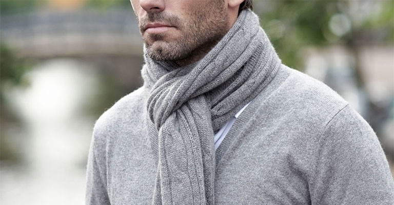 Как завязать шарф мужчине (фото-схема): ТОП-9 способов завязывания, на пальто, под куртку, на шее, примеры образов, как выбрать подходящий узел7