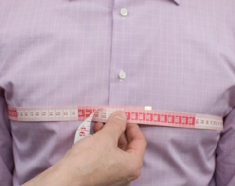 Как определить размер одежды для мужчин: таблица по буквам, по росту и  весу для верхней одежды и штанов, советы специалистов0