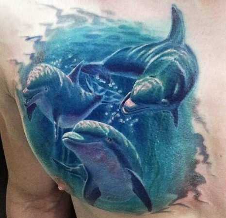 дельфины тату на груди
