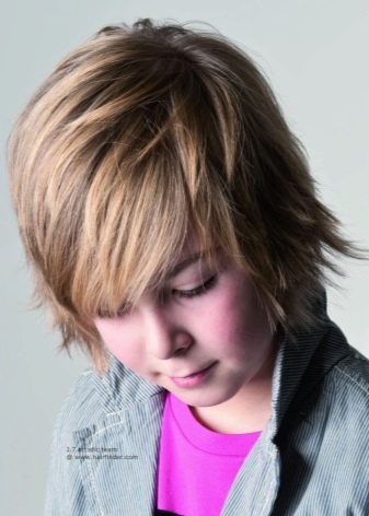 ТОП-29 мужских стрижек для подростков 2022 (100+ фото): модные прически для мальчиков на короткие, средние и длинные волосы